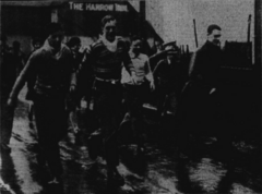 St. Leonards Walking Club at the Harrow Inn 1930.png